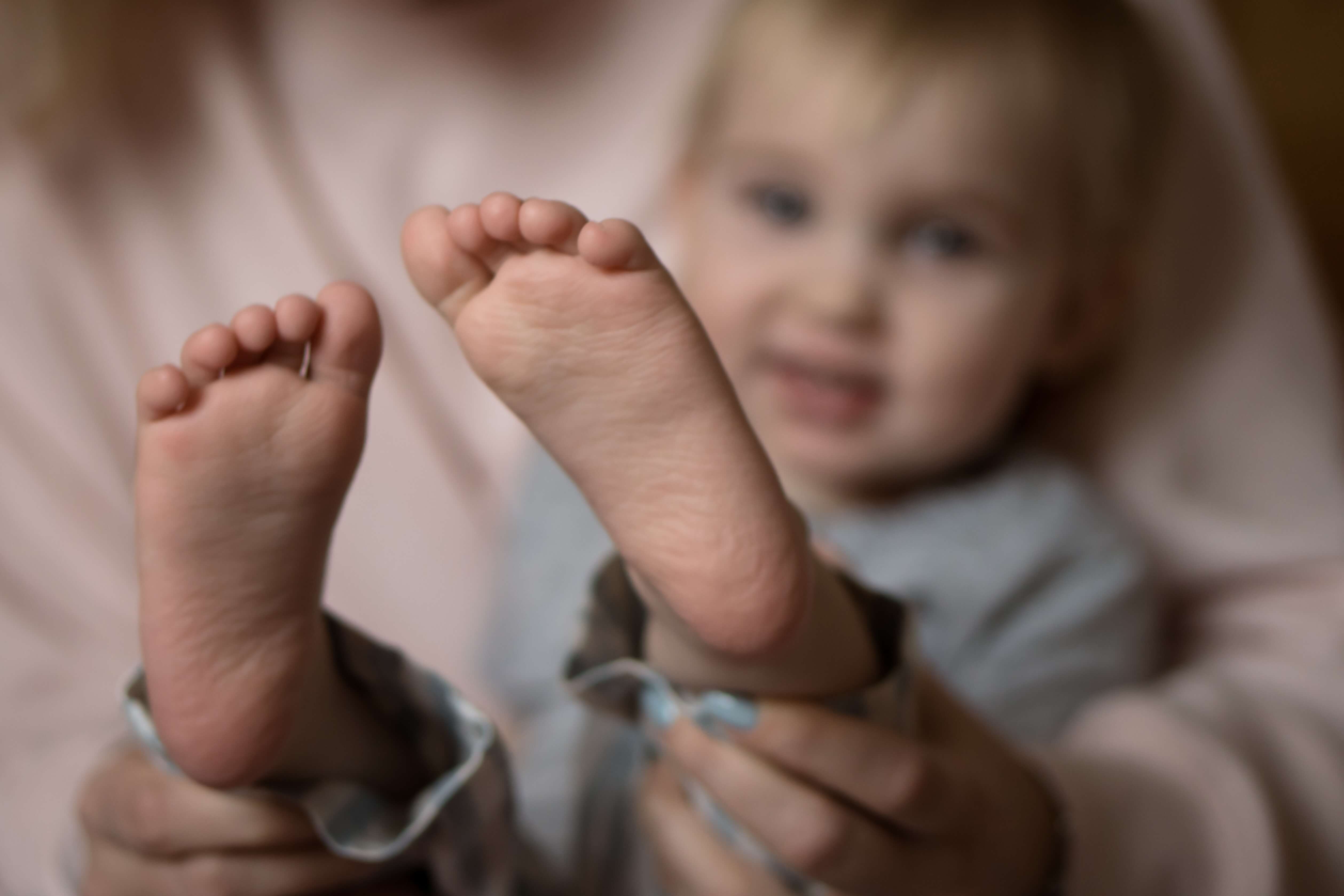 Minik Bebek Ayakları