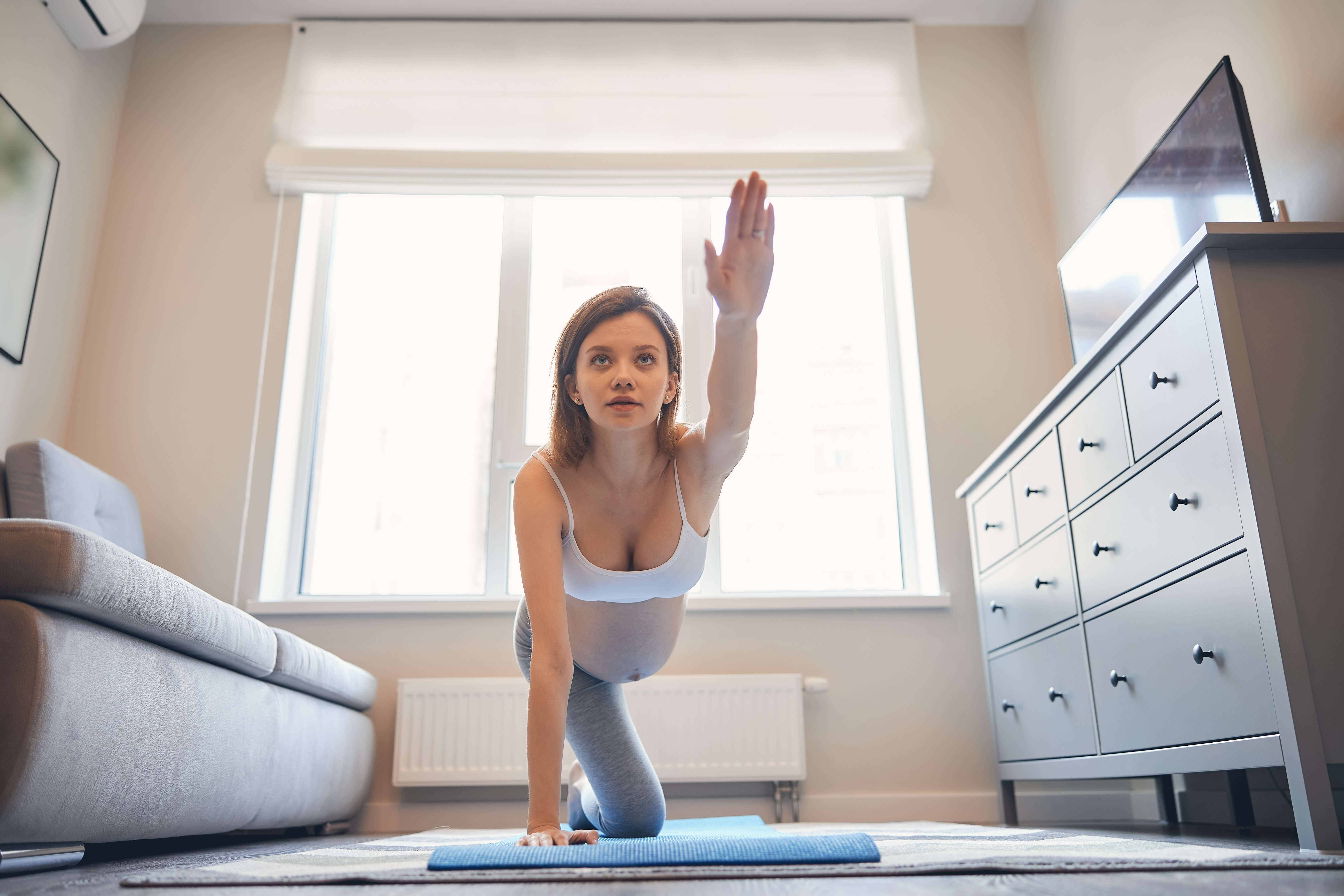 Hamile Kadın Yoga ile Huzur Buluyor